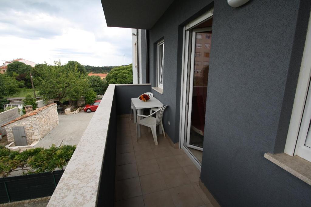Apartments Tena With Private Parking Pula Oda fotoğraf